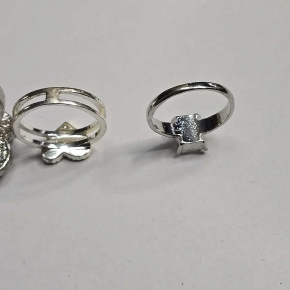 Treska Elegant‎ Purple Flower Ring with Silver Accents Size 7 Bundle Lot